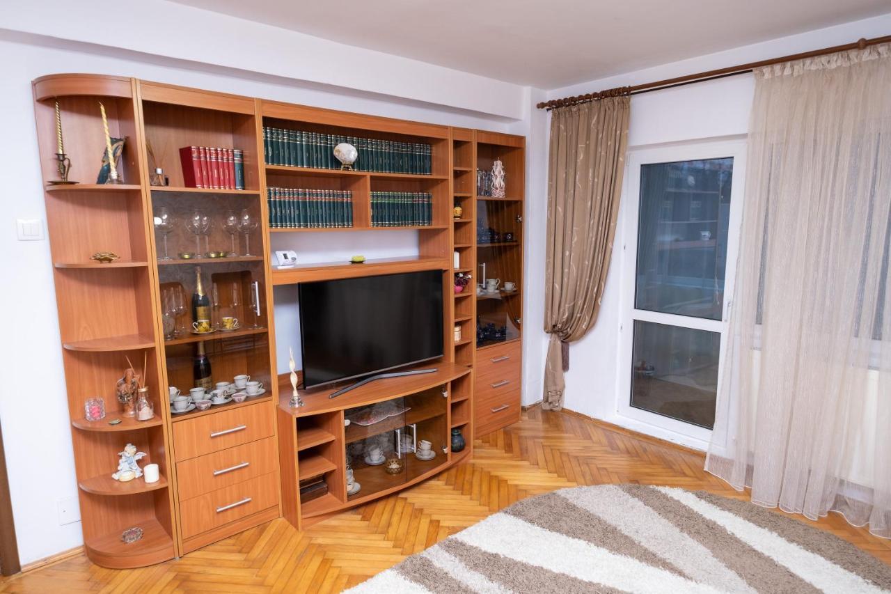 Stella'S Cozy Home بالوتيشتي المظهر الخارجي الصورة